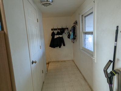 Eastern Oregon Three Bedroom Investment Opportunity - image 7