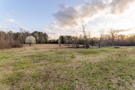 Custom-Built Home and Land for Sale in Huron, TN - image 38