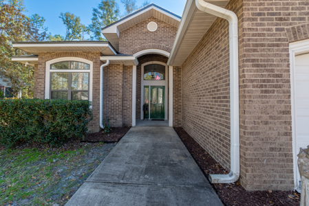 Renovated 2,000+ SF Brick Home for Sale in Live Oak, Florida - image 5