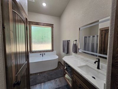 Billy Creek Recreational Cabin – National Forest Area - image 23