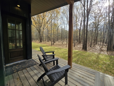 Billy Creek Recreational Cabin – National Forest Area - image 6