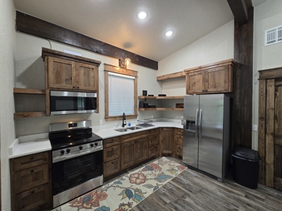 Billy Creek Recreational Cabin – National Forest Area - image 18