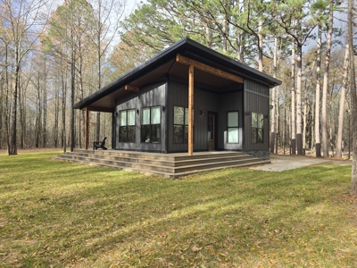Billy Creek Recreational Cabin – National Forest Area - image 1
