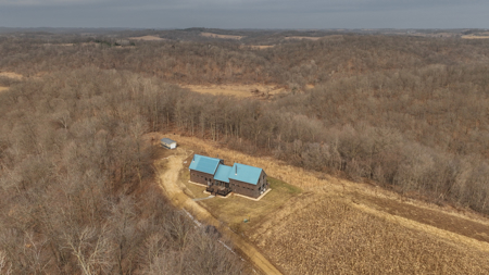 Blufftop Whitetail Estate – 39.21 Acres with Log Home & Whitetail - image 30