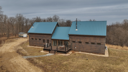 Blufftop Whitetail Estate – 39.21 Acres with Log Home & Whitetail - image 11