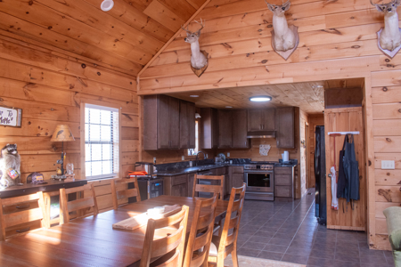 Riverfront Home And Land For Sale In Arkansas - image 11