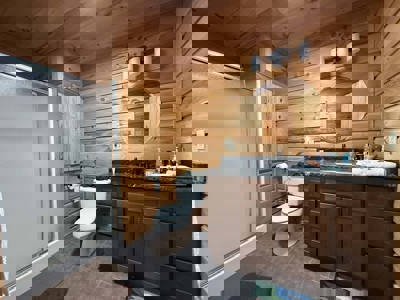 Riverfront Home And Land For Sale In Arkansas - image 15