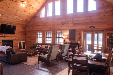 Riverfront Home And Land For Sale In Arkansas - image 6