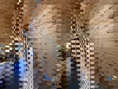 Riverfront Home And Land For Sale In Arkansas - image 19