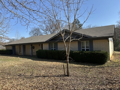 East Texas Home With Shop For Sale - image 2