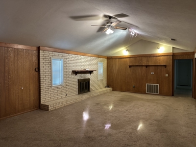 East Texas Home With Shop For Sale - image 15