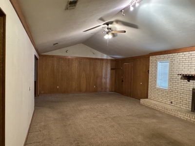 East Texas Home With Shop For Sale - image 17