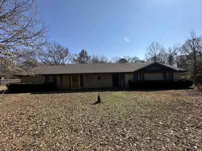 East Texas Home With Shop For Sale - image 1