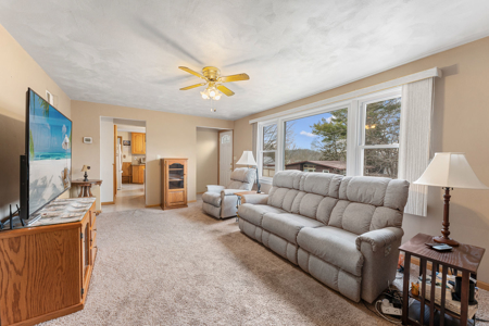 Richland Center Ranch Home For Sale - image 7