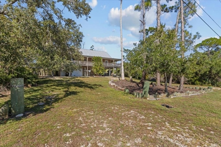 16791 Sandra St Cedar Key Florida On The Gulf - image 1