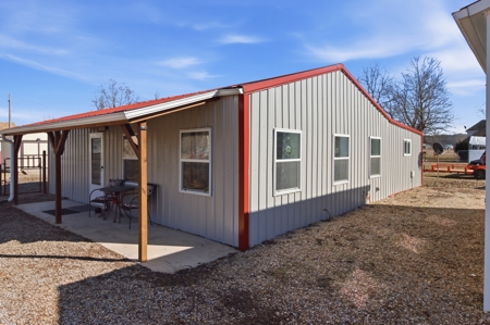 Escape to the Ozarks – River Life Meets Modern Comfort! - image 3