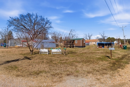 Escape to the Ozarks – River Life Meets Modern Comfort! - image 29