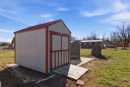 Escape to the Ozarks – River Life Meets Modern Comfort! - image 28