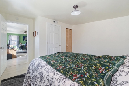 Escape to the Ozarks – River Life Meets Modern Comfort! - image 13