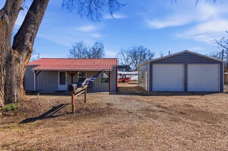 Escape to the Ozarks – River Life Meets Modern Comfort! - image 1