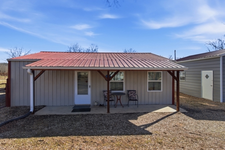 Escape to the Ozarks – River Life Meets Modern Comfort! - image 2