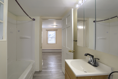 638 W. Market St, Williamstown, PA 17098 - image 31