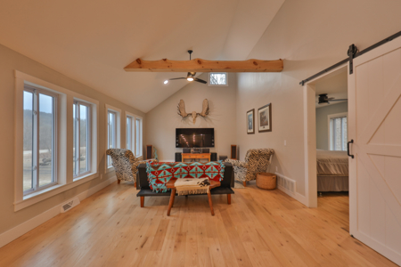 Updated Country Home with 77.8 Acres of Prime Whitetail Hunting - image 10