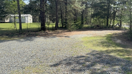 Country Home on 2 ac in East Texas, Metal Shop and Covered Porch - image 22