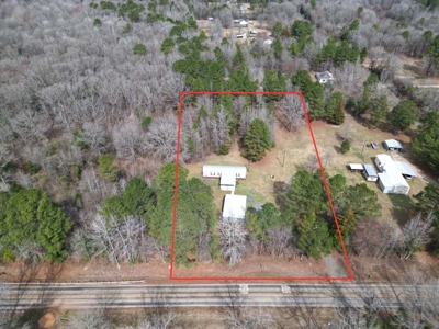 Country Home on 2 ac in East Texas, Metal Shop and Covered Porch - image 2