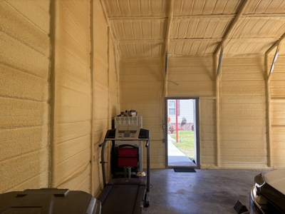 Country Home on 2 ac in East Texas, Metal Shop and Covered Porch - image 23