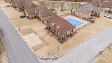 Home for Sale in a Gated Neighborhood of Jackson, TN - image 35