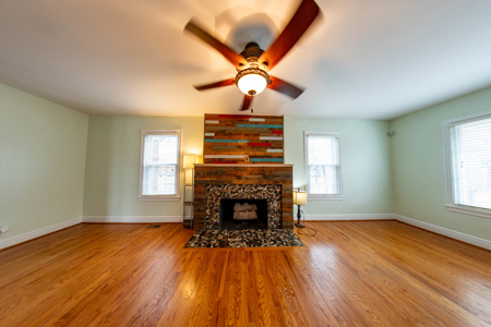 Charming Home on Lovers Lane St. Joseph, MO Buchanan County - image 38