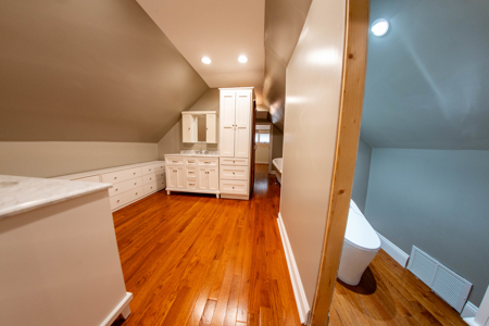 Charming Home on Lovers Lane St. Joseph, MO Buchanan County - image 28