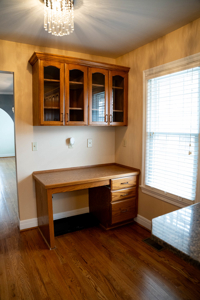 Charming Home on Lovers Lane St. Joseph, MO Buchanan County - image 6