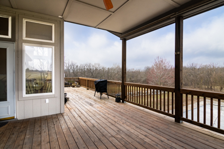 Dream Of Living In The Country But Want Comforts Of Town Living? - image 8