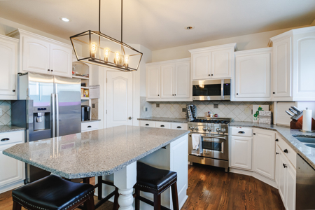 Dream Of Living In The Country But Want Comforts Of Town Living? - image 7