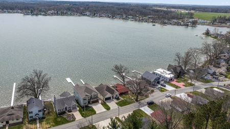 Luxury Lakefront Home For Sale in Steuben County IN - image 38