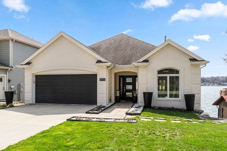 Luxury Lakefront Home For Sale in Steuben County IN - image 44