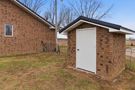 Horse Farm or Cattle Ranch on 50 Acres with all Brick Home - image 43