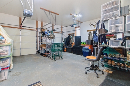 Horse Farm or Cattle Ranch on 50 Acres with all Brick Home - image 28