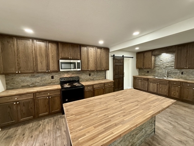 Renovated 4BR Home on 0.9 Acres in Dothan, AL - image 8