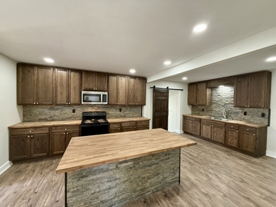 Renovated 4BR Home on 0.9 Acres in Dothan, AL - image 9