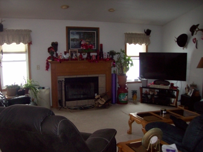 Marquette County Country Home on 34 +/- Acres - image 32