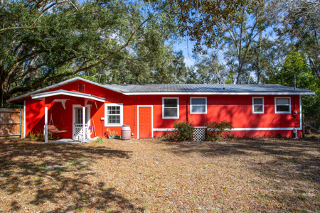 Suwannee River Retreat | 3 Acres with Scenic Water Views - image 16