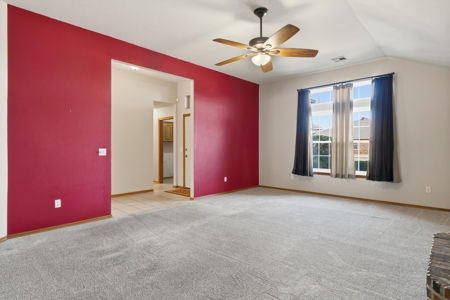 Move-In Ready 3-Bed, 2-Bath Home for Sale in Yukon, OK! - image 5