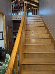 Private Ozark Estate with Spring-Fed Creek & Cattle Operation - image 10