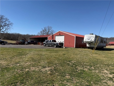 Private Ozark Estate with Spring-Fed Creek & Cattle Operation - image 13