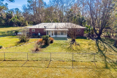 Your Next Home! Trenton, FL ~ 3 Bedroom 2 Bath on 2 Acres - image 4