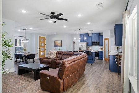 Country Home for Sale in Emory, TX - image 13