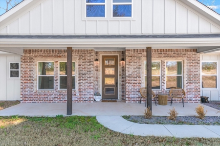 Country Home for Sale in Emory, TX - image 4